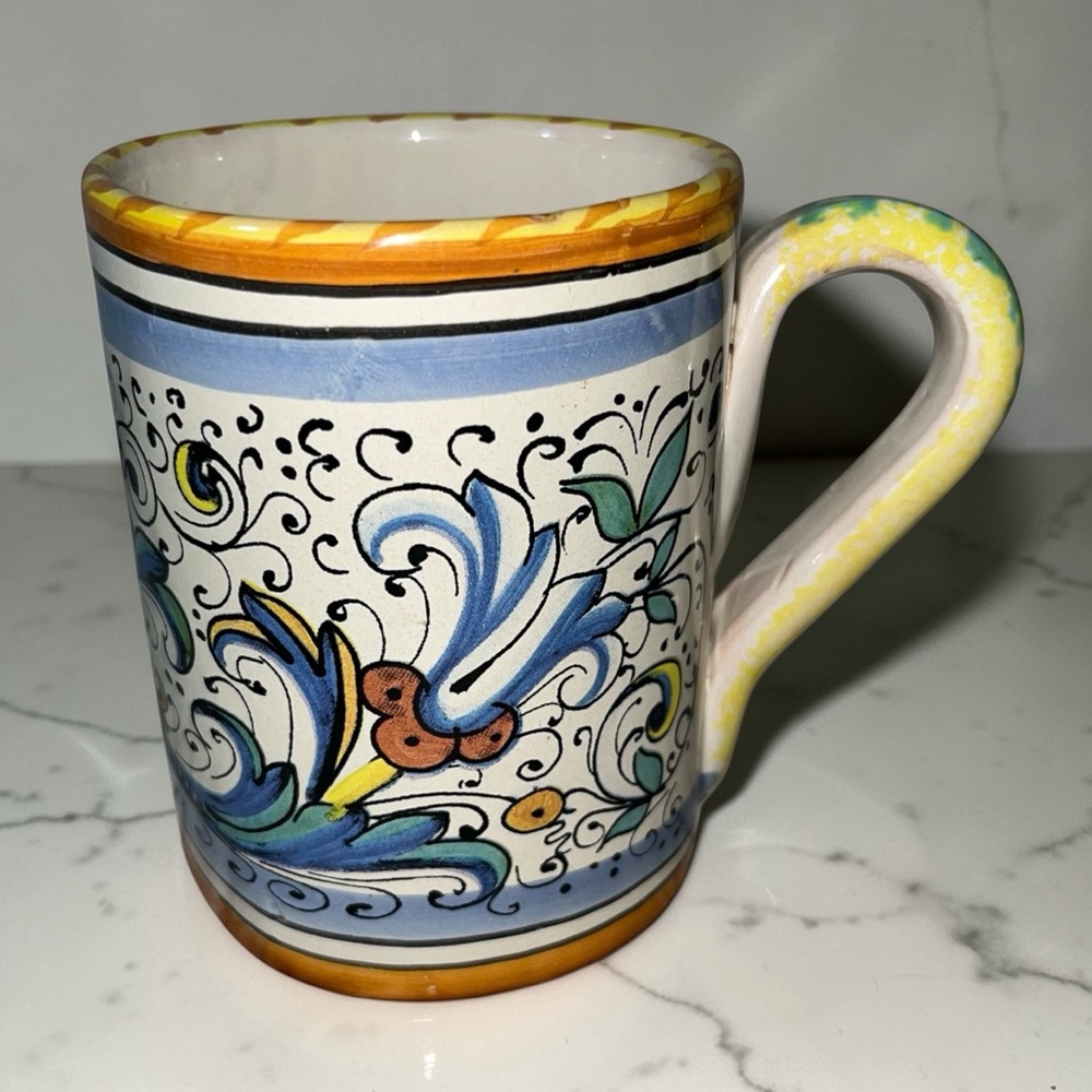 RICCO Deruta Coffee Mug Pottery Hand Painted & Made In Deruta Italy 12 oz (READ)